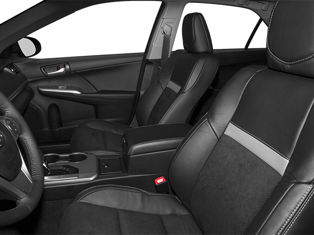 2013 Toyota Camry SE Sedan