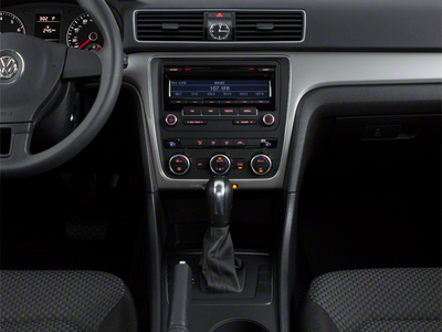 2013 Volkswagen Passat TDI SE w/Sunroof/Nav