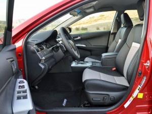 2014_toyota_camry_se_v6-pic-789958320542297624