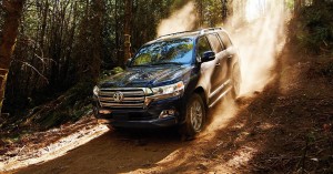 2016-Toyota-Landcuiser