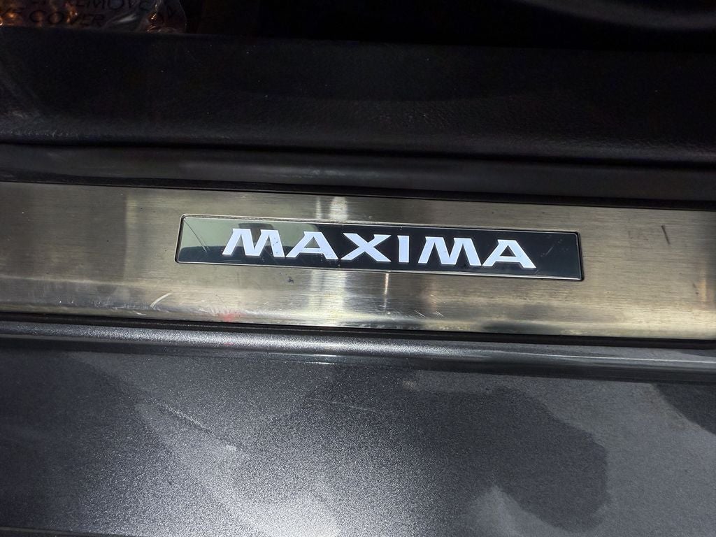 2023 Nissan Maxima SR
