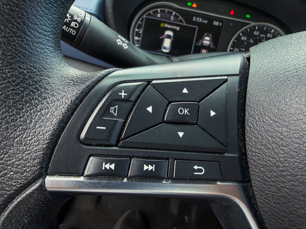 2024 Nissan Versa 1.6 SV
