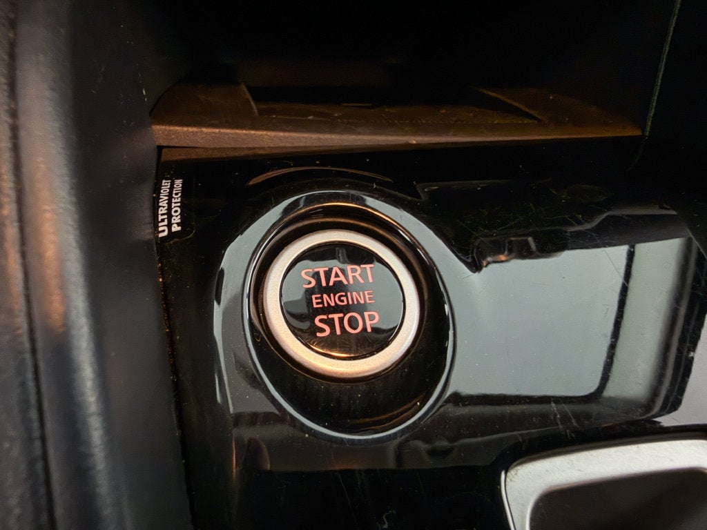 2024 Nissan Versa 1.6 SV
