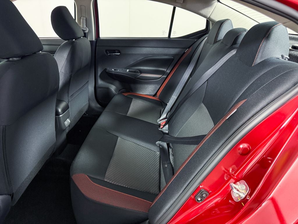 2025 Nissan Versa 1.6 SR