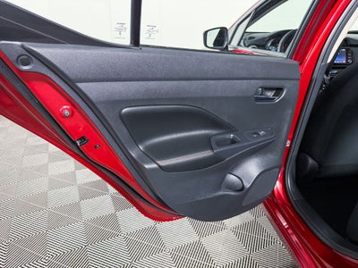 2025 Nissan Versa 1.6 SR