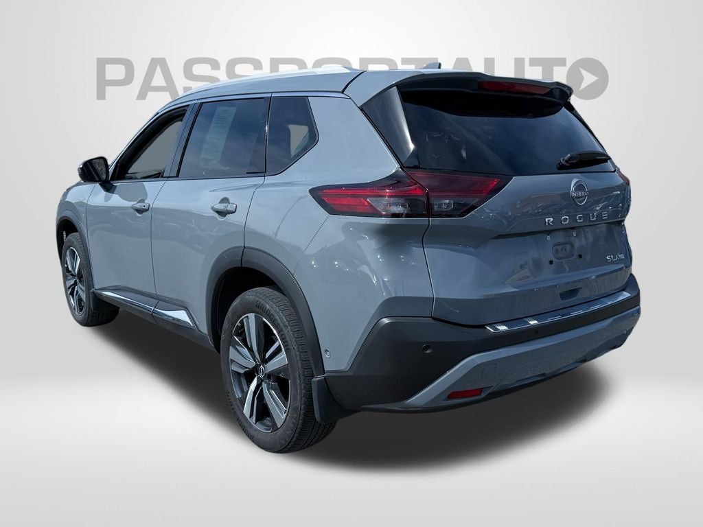 2022 Nissan Rogue SL