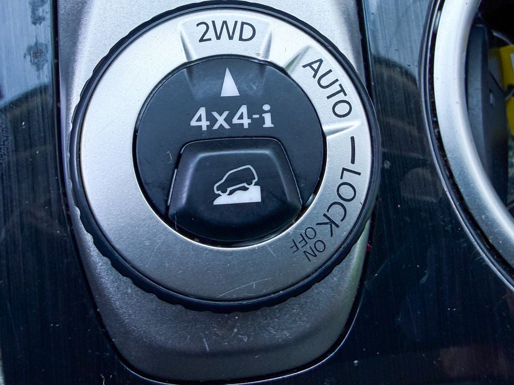 2020 Nissan Pathfinder S