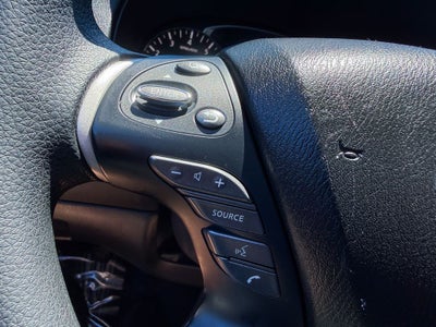 2020 Nissan Pathfinder S