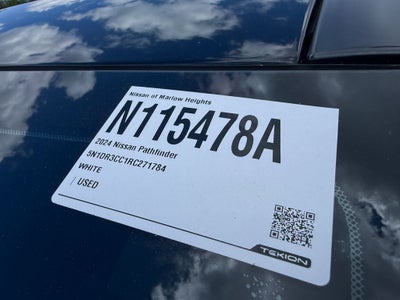 2024 Nissan Pathfinder SL