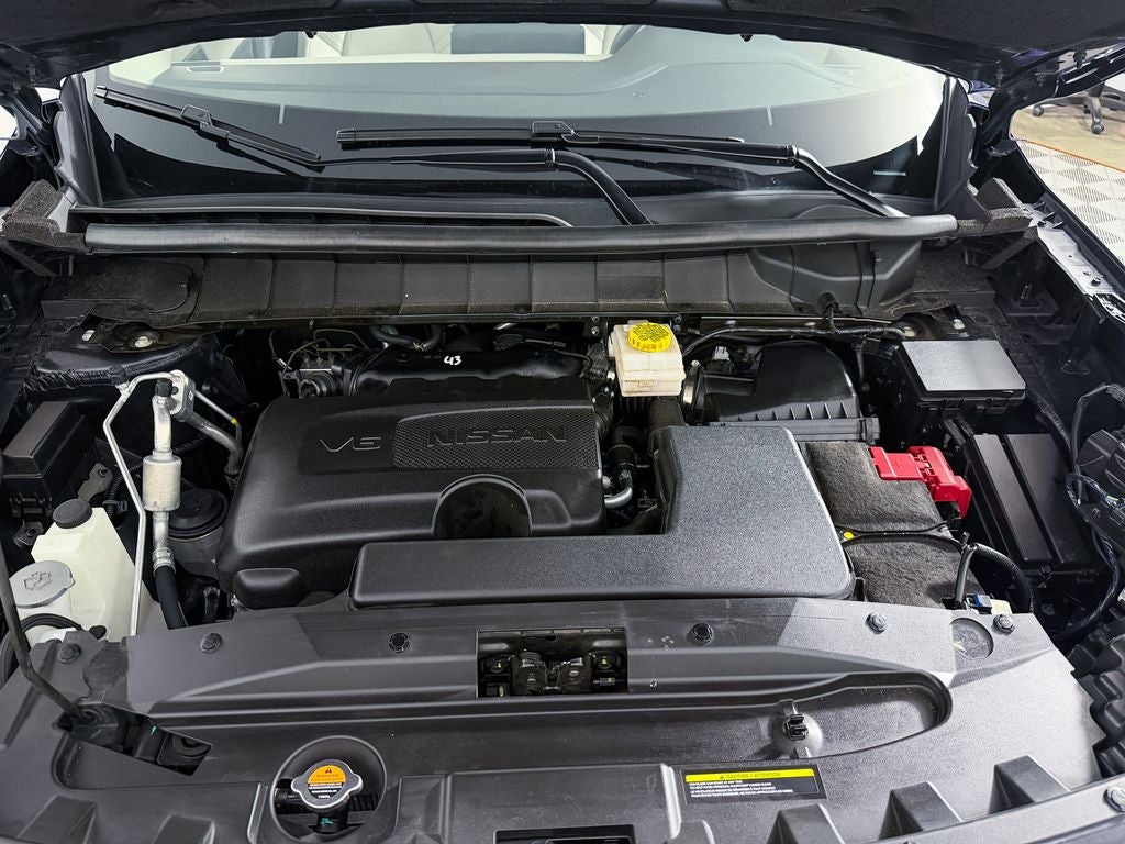 2024 Nissan Pathfinder SL