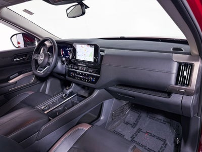 2022 Nissan Pathfinder Platinum