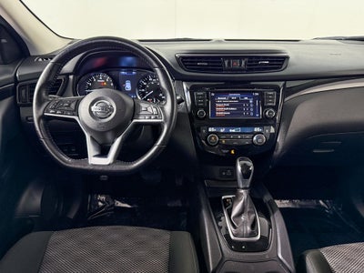 2022 Nissan Rogue Sport SV