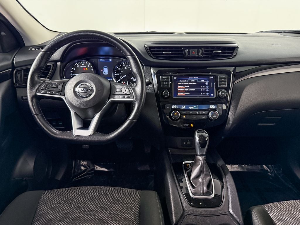 2022 Nissan Rogue Sport SV