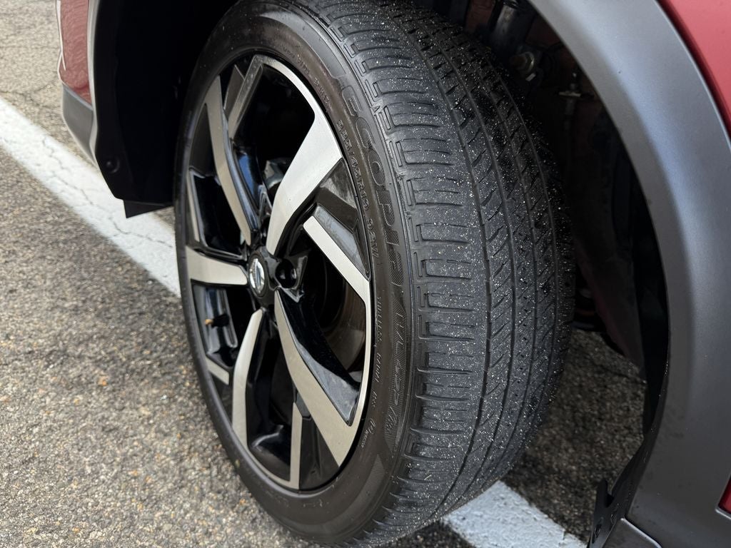 2022 Nissan Rogue Sport SL