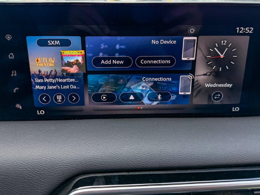 2025 Nissan Armada SV