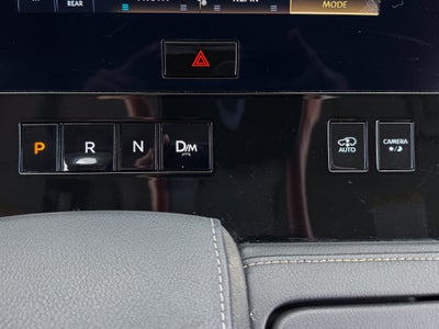 2025 INFINITI QX80 LUXE