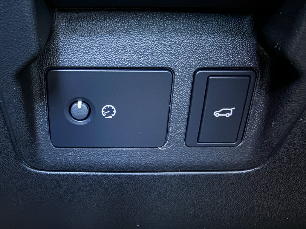 2025 Land Rover Range Rover Velar Dynamic SE