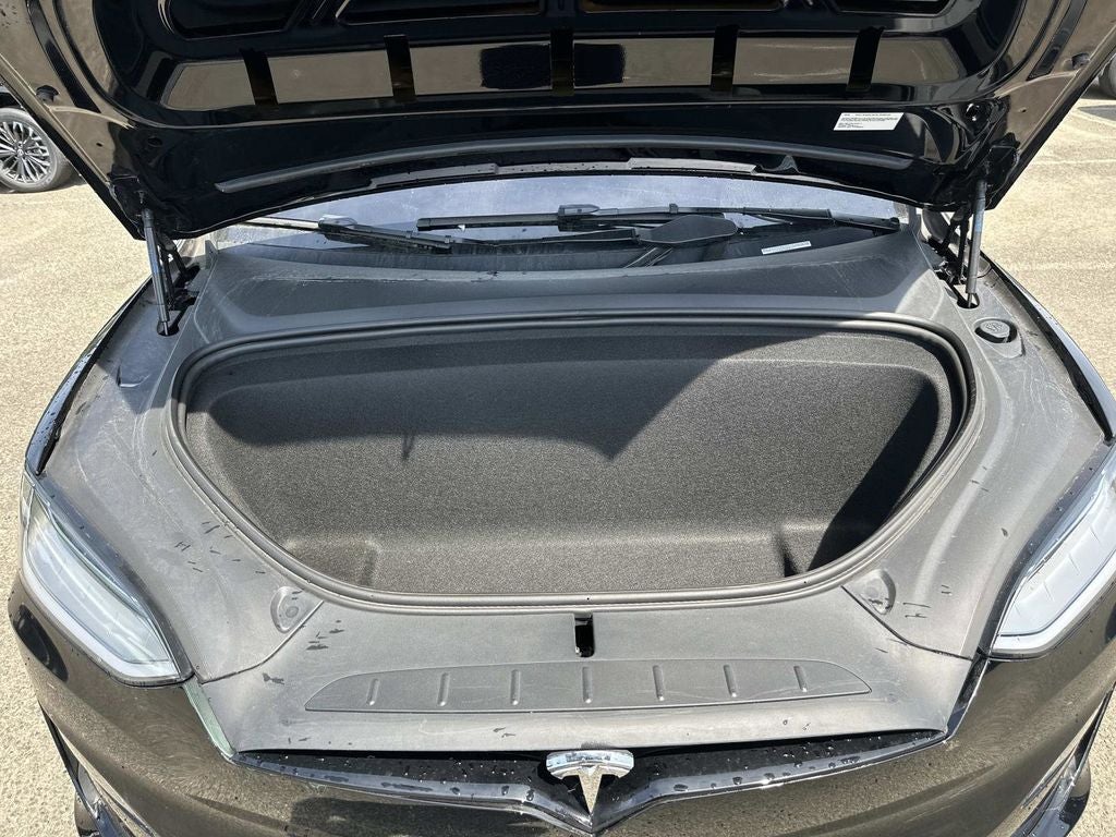 2023 Tesla Model X Standard Range