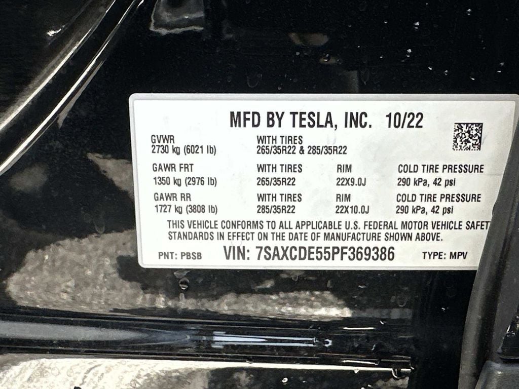 2023 Tesla Model X Standard Range