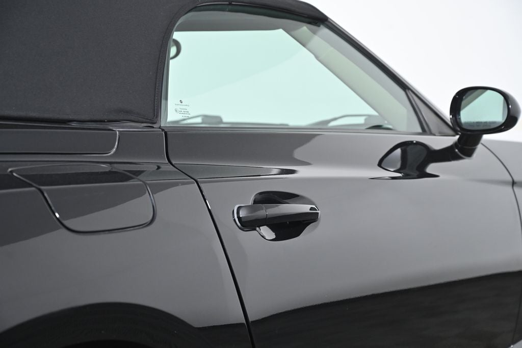 2005 Chrysler Crossfire Base