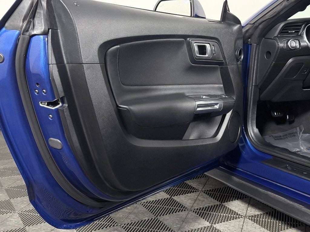 2022 Ford Mustang EcoBoost