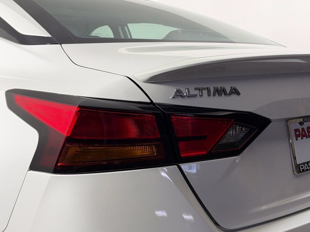 2024 Nissan Altima 2.0 SR