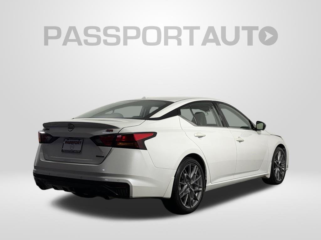 2024 Nissan Altima 2.0 SR