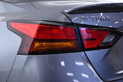 2022 Nissan Altima 2.5 SR Nissan Certified