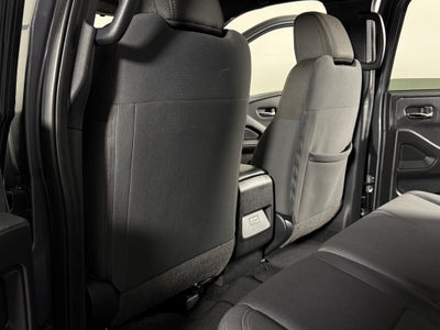 2023 Nissan Frontier SV Midnight Edition
