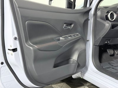 2025 Nissan Versa 1.6 SR Nissan Certified