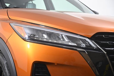 2021 Nissan Kicks SR