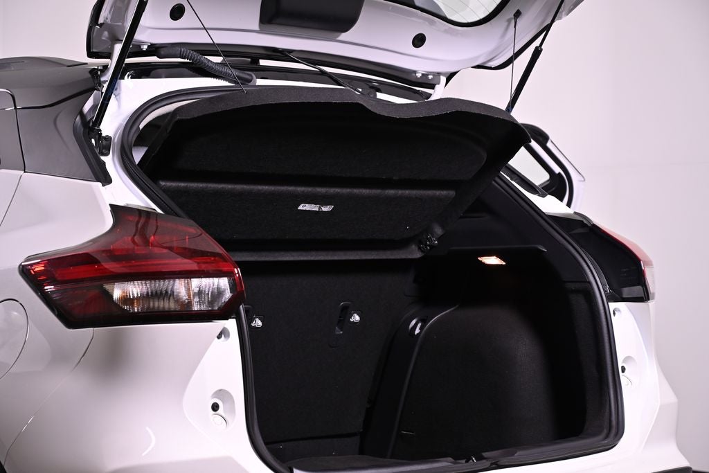 2023 Nissan Kicks SR Nissan Certified