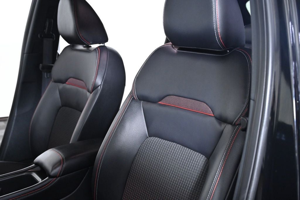 2025 Nissan Kicks SR Nissan Certified