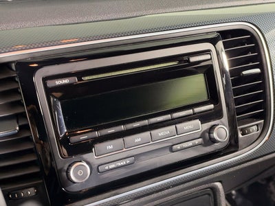 2012 Volkswagen Beetle 2.0 TSi