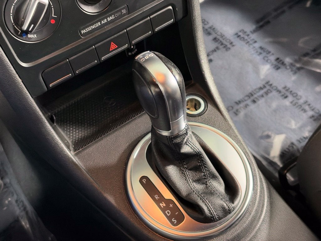 2012 Volkswagen Beetle 2.0 TSi