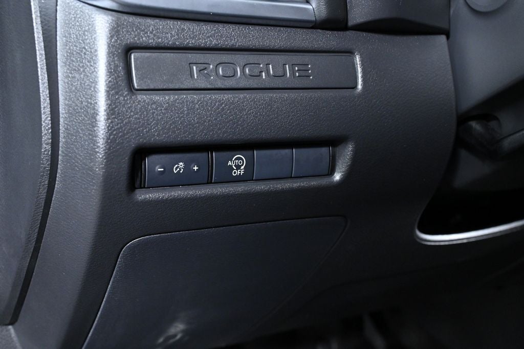 2025 Nissan Rogue S Nissan Certified