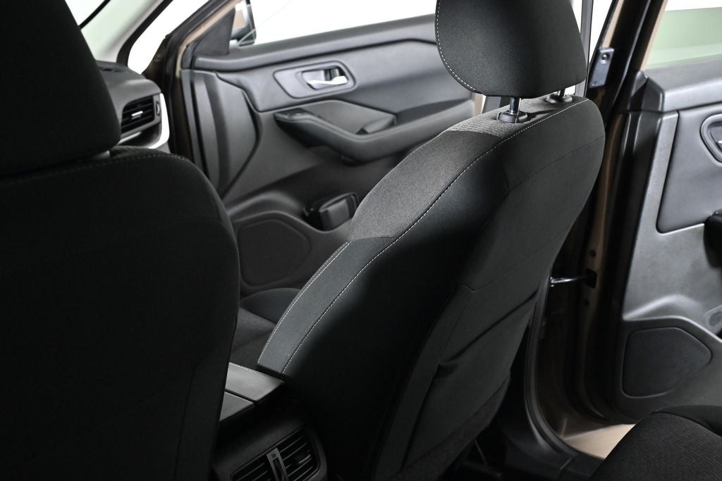 2024 Nissan Rogue SV Nissan Certified
