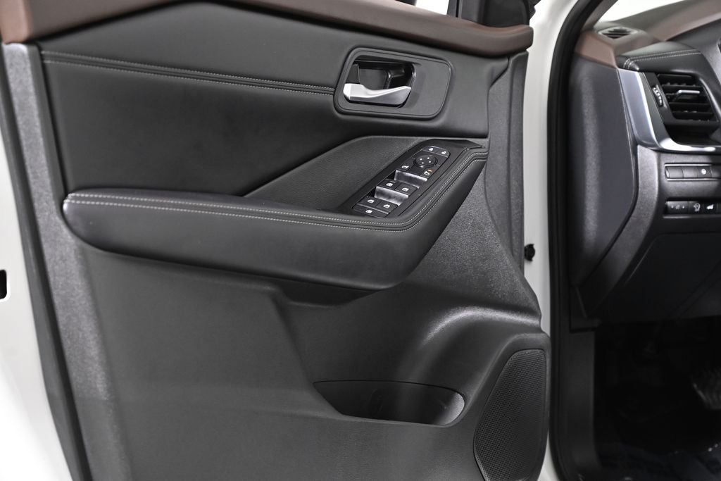 2023 Nissan Rogue SV Premium Nissan Certified