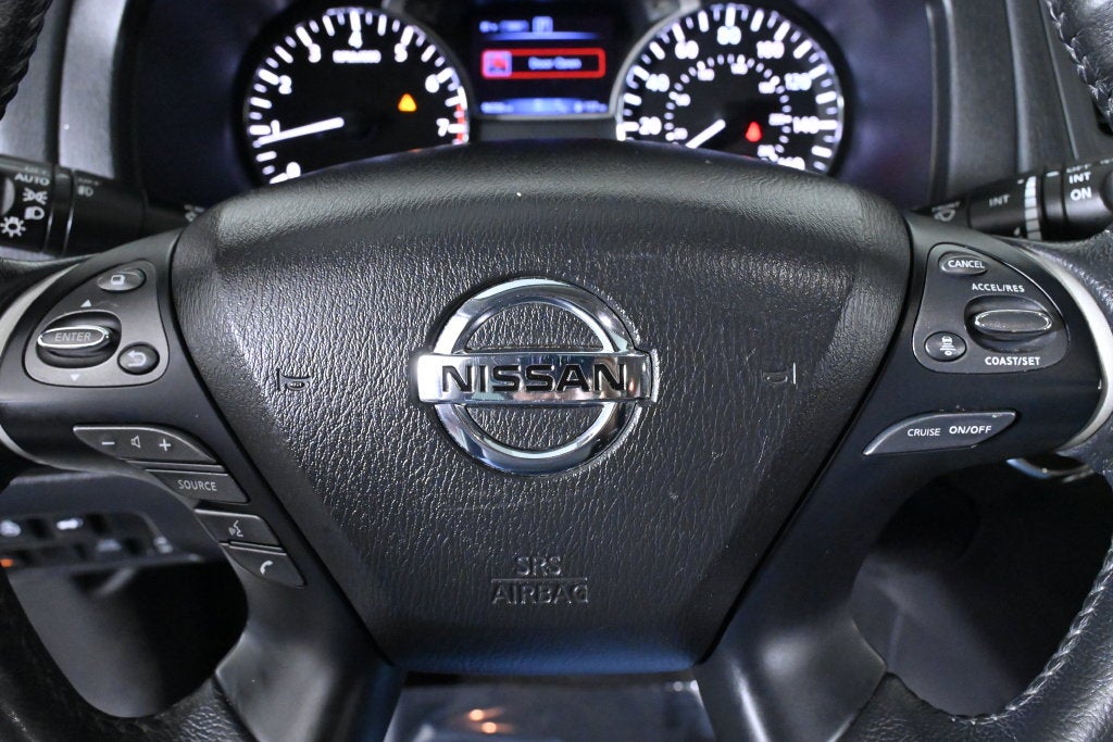 2019 Nissan Pathfinder SL