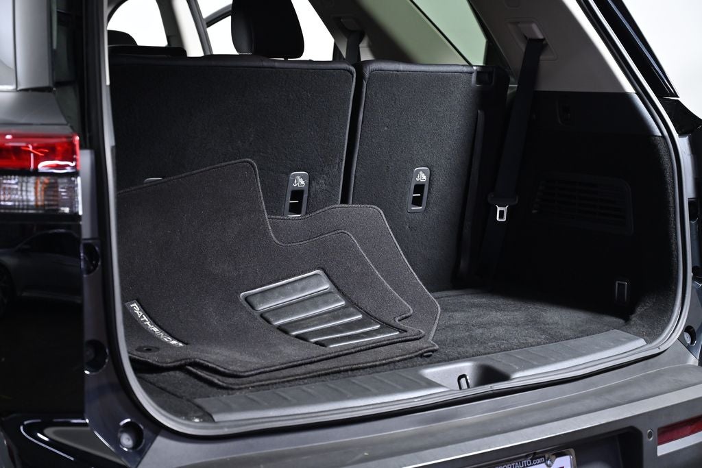 2022 Nissan Pathfinder S Nissan Certified