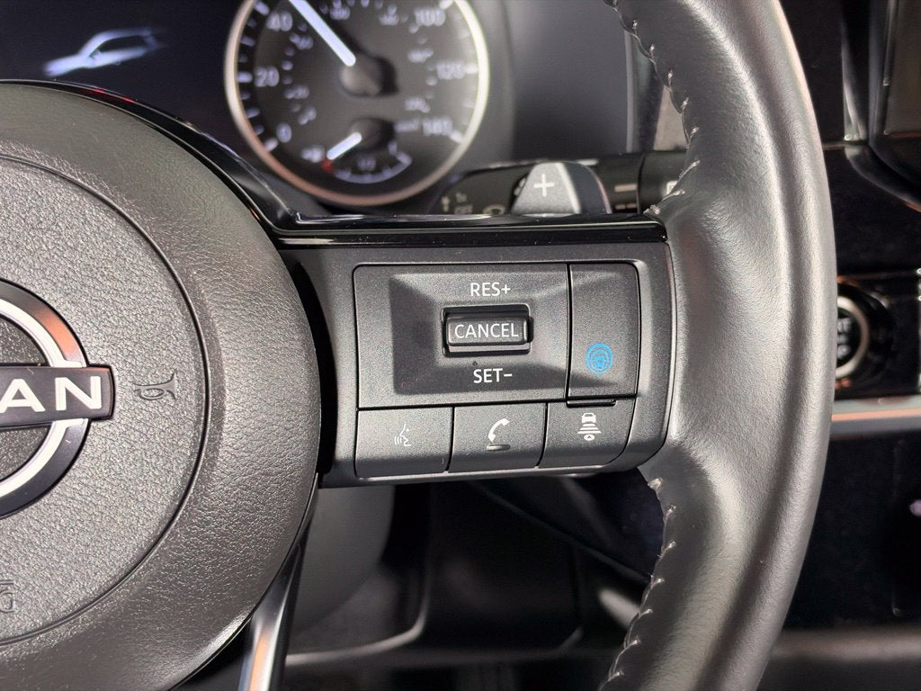 2023 Nissan Pathfinder SV Nissan Certified