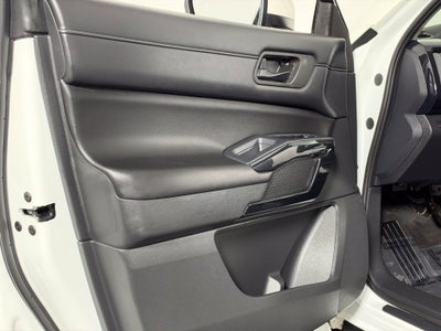 2023 Nissan Pathfinder SV Nissan Certified