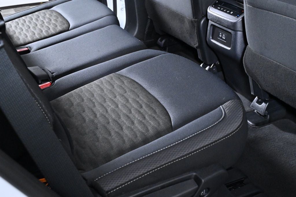 2025 Nissan Pathfinder SV Nissan Certified