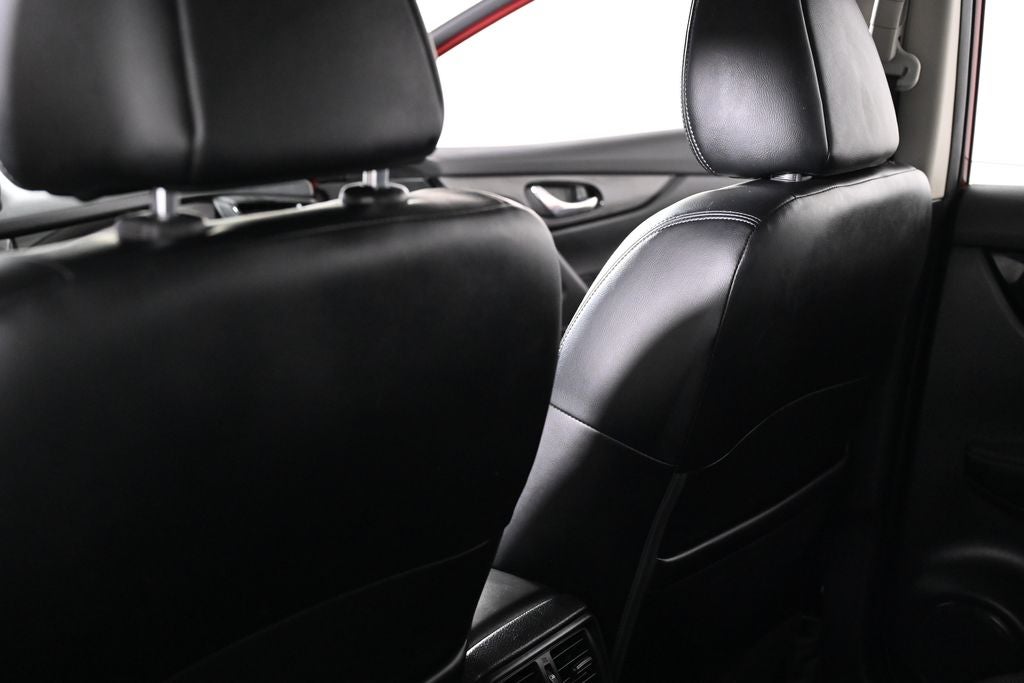 2022 Nissan Rogue Sport SV Nissan Certified