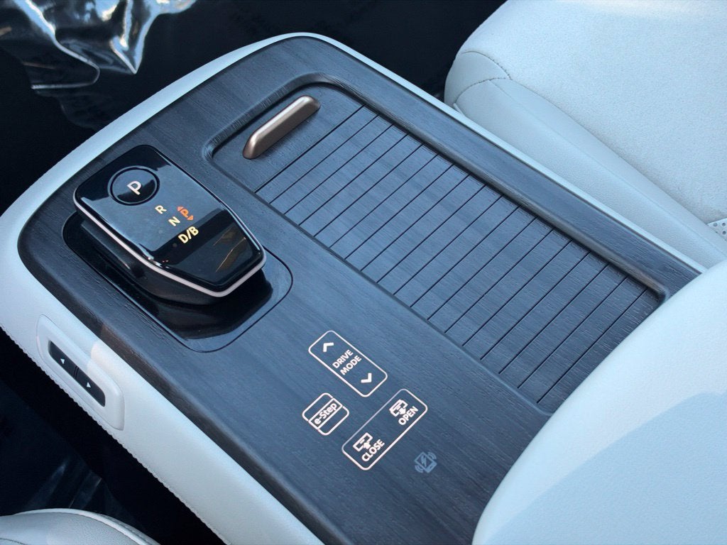 2024 Nissan Ariya EVOLVE+ e-4ORCE EV Certified