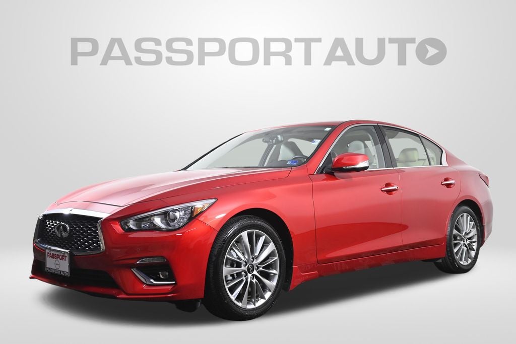 2023 INFINITI Q50 LUXE