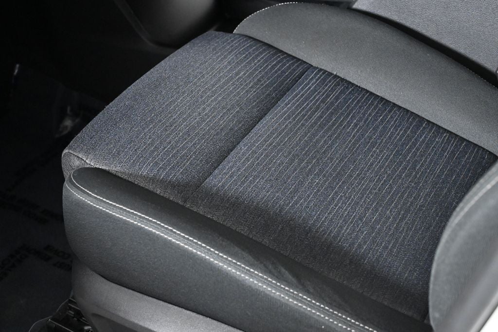 2022 Nissan Rogue SV Nissan Certified
