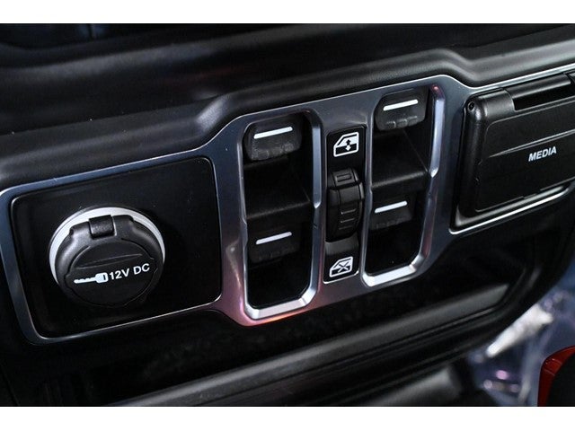 2020 Jeep Wrangler Unlimited Sahara Altitude