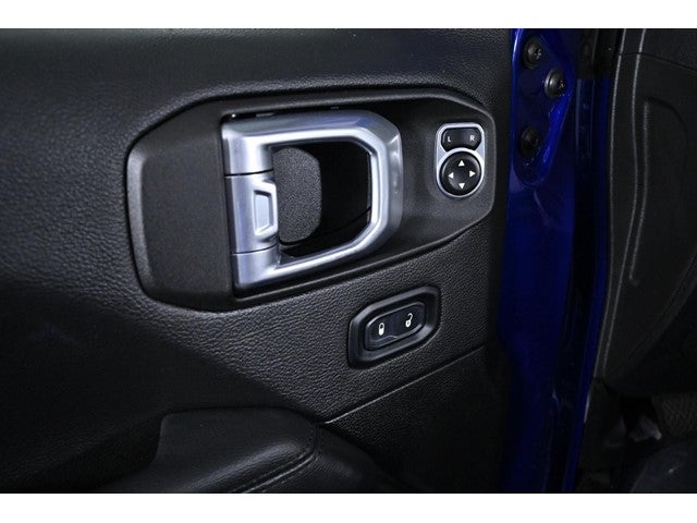 2020 Jeep Wrangler Unlimited Sahara Altitude