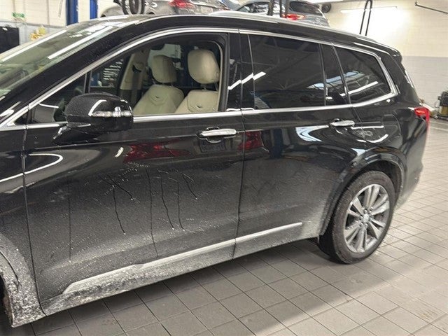 2024 Cadillac XT6 FWD Premium Luxury